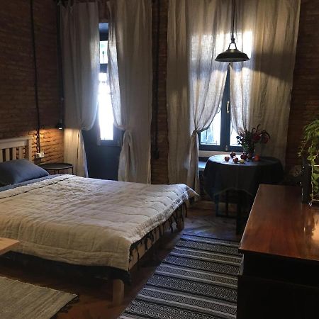 Апартаменты Cozy&Stylish Loft Тбилиси Экстерьер фото