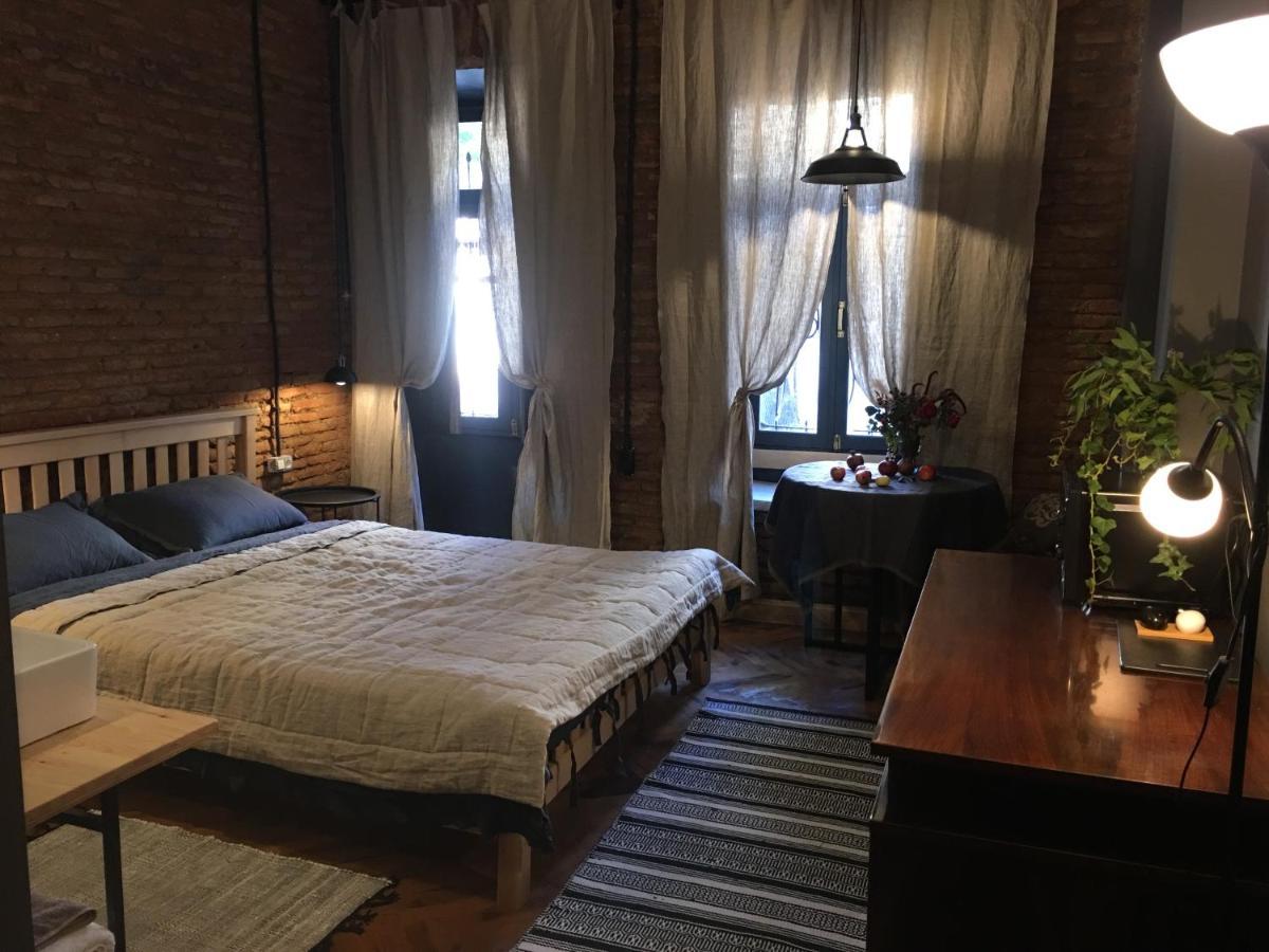 Апартаменты Cozy&Stylish Loft Тбилиси Экстерьер фото